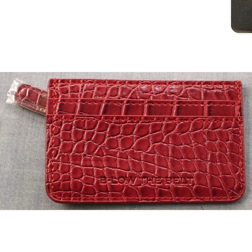 Red Croc Embossed Card Holder